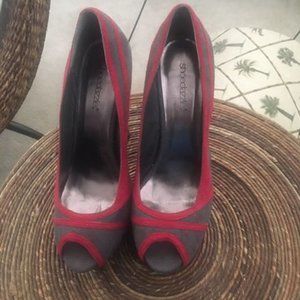 BRAND NEW SHOE DAZZLE HEELS  | SZ 8.5